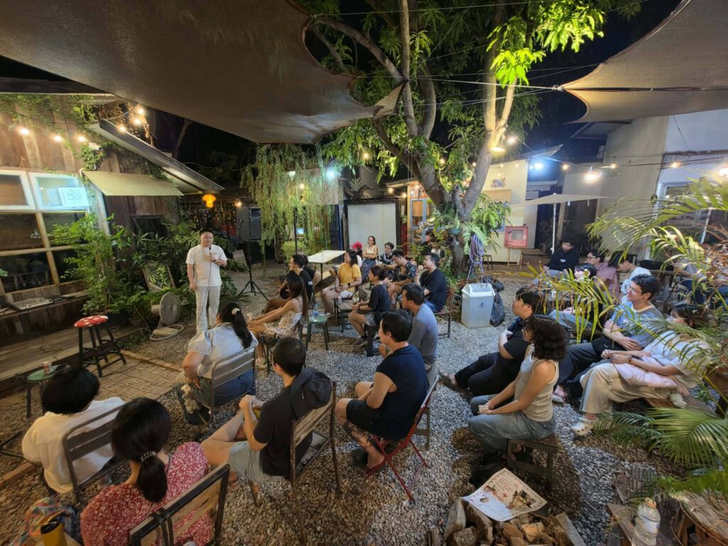Columbo craft village event
