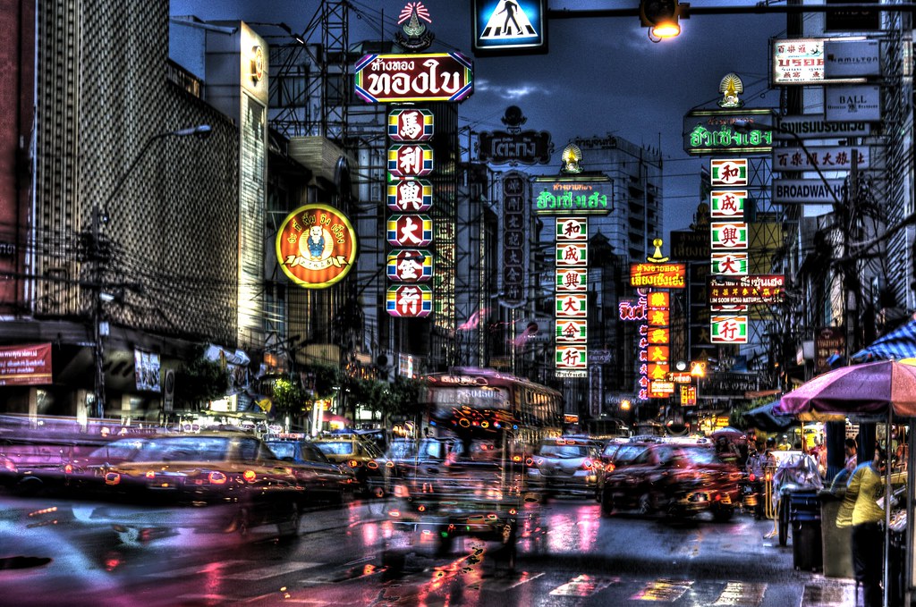 Yaowarat Road (Chinatown)