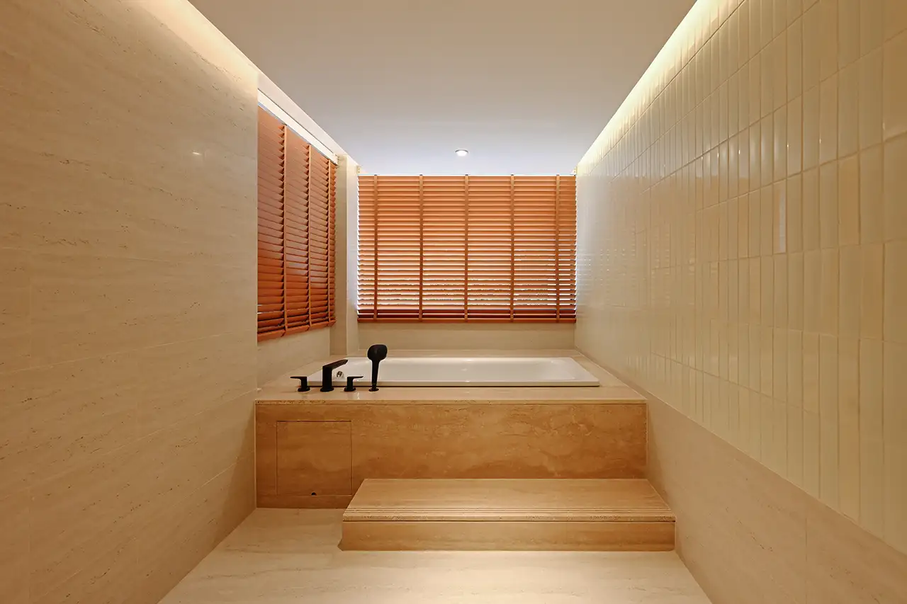 Deluxe Suite with Bathtub and Terrace Room