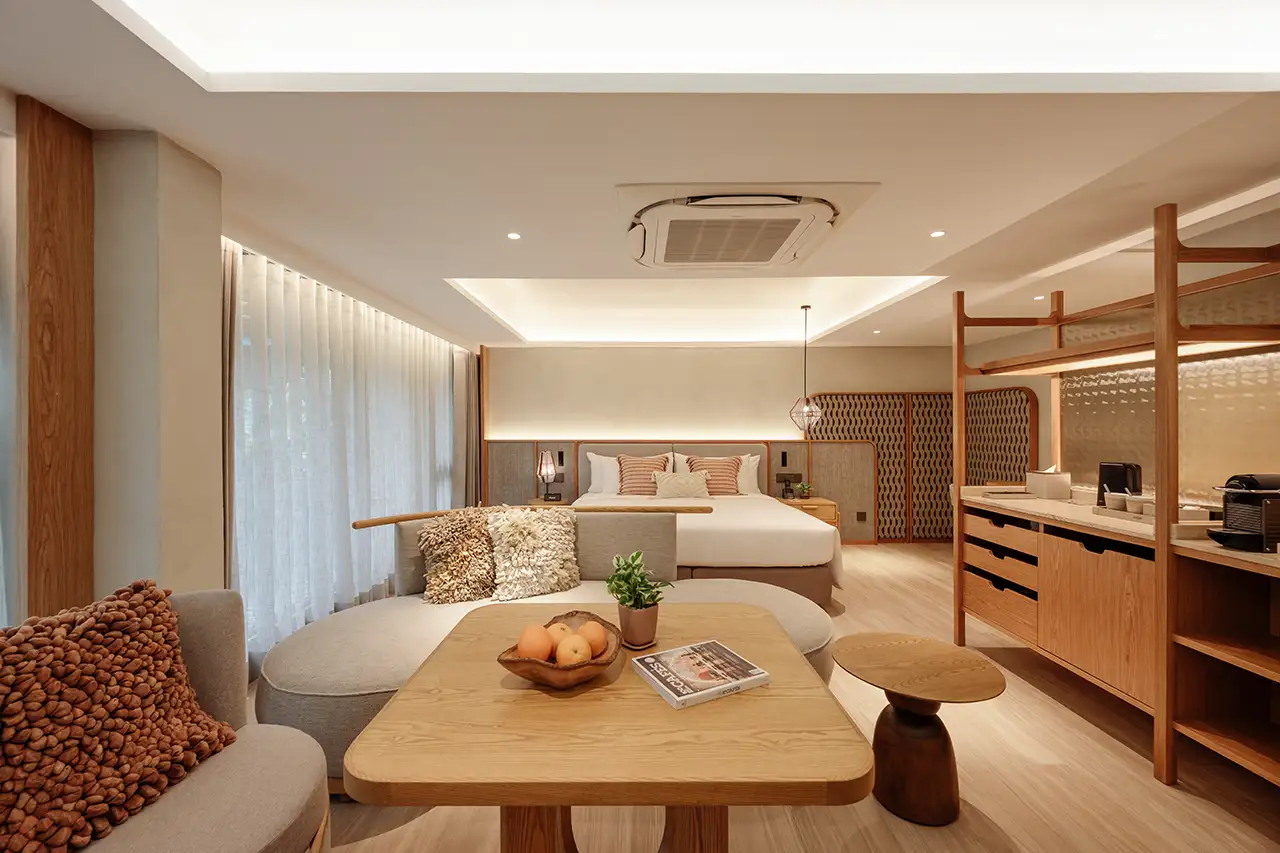 Premier Plus with Bathtub Room