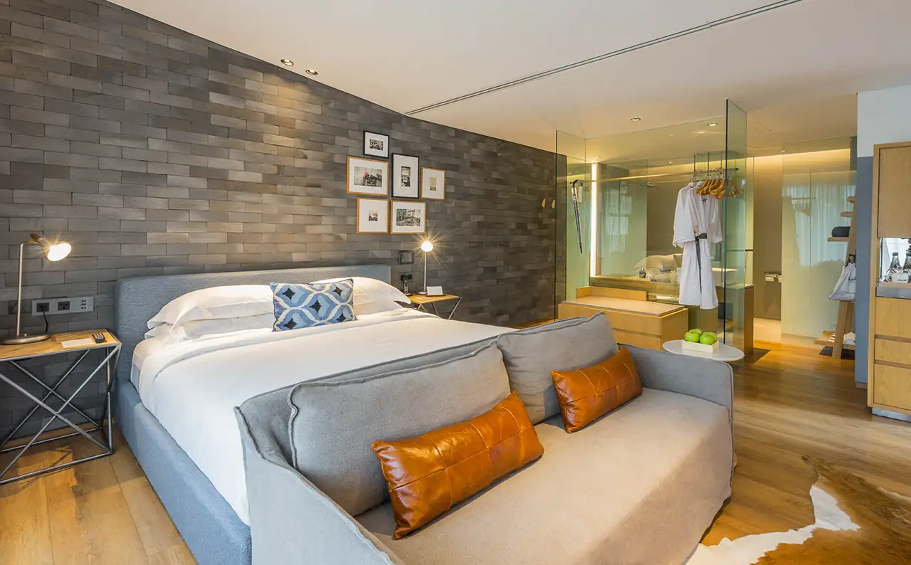 Premier Suite with Jacuzzi and Terrace Room