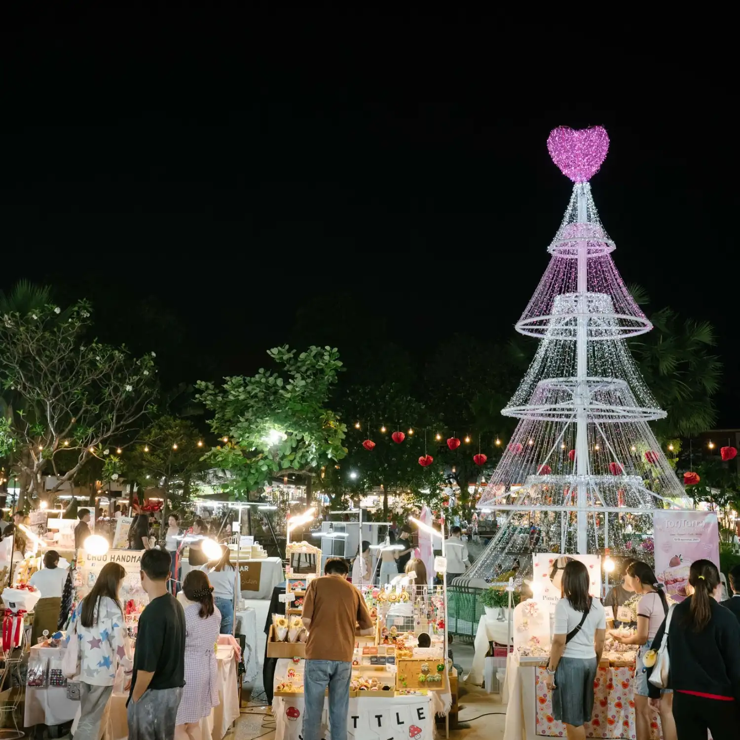 Ton Tann Market